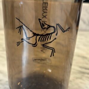 Arc'teryx x Nalgene Water Bottle in Smoke, 1 liter, NWOT